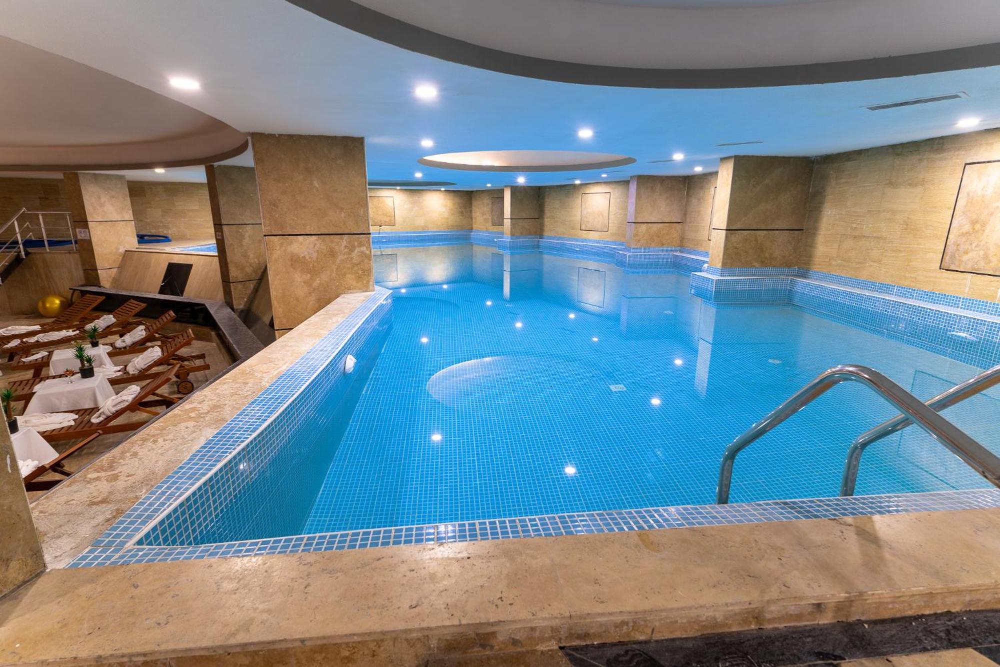 Konak Park Otel Yomra Trabzon Exterior foto